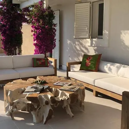 Luxury Mariachiara Villa *