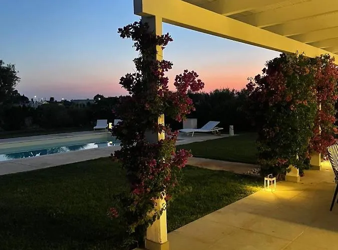 Luxury Mariachiara Villa